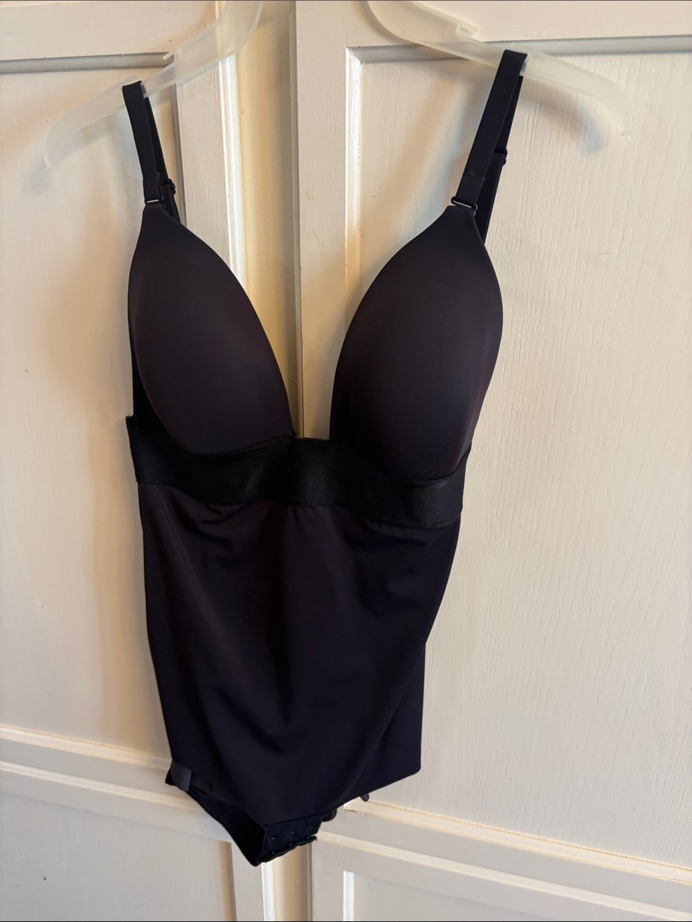 Maidenform Black Shaping Bodysuit with Built-In Support 36B